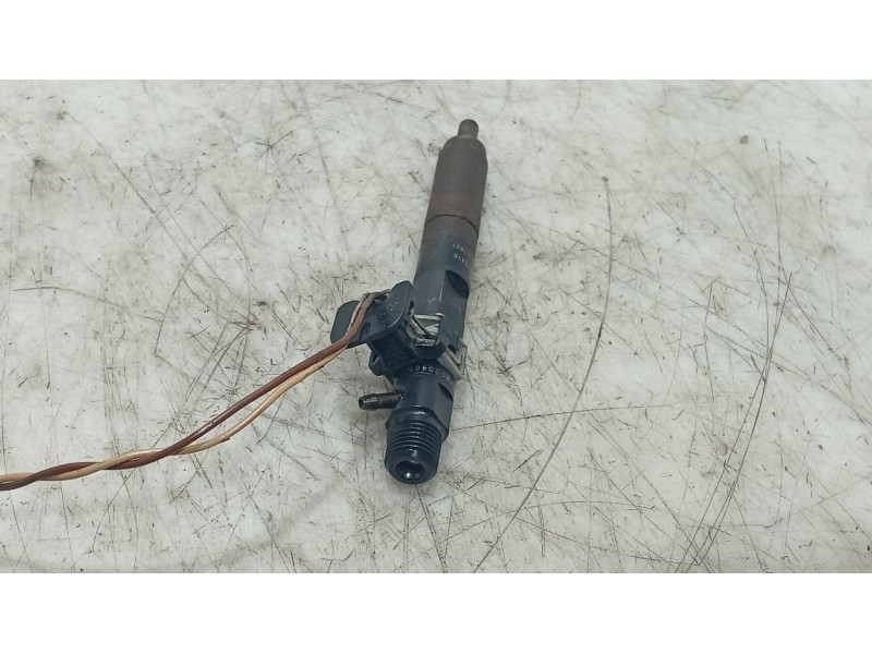 Recambio de inyector para dacia logan mcv (ks_) 1.5 dci (ks0k) referencia OEM IAM 166001137R  