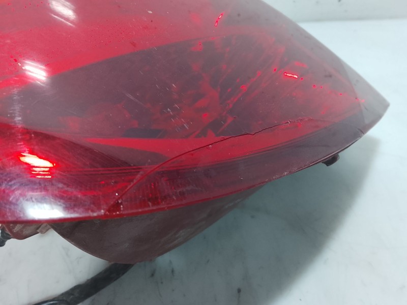 Recambio de piloto trasero izquierdo para hyundai i20 i (pb, pbt) 1.2 referencia OEM IAM 924011J000  