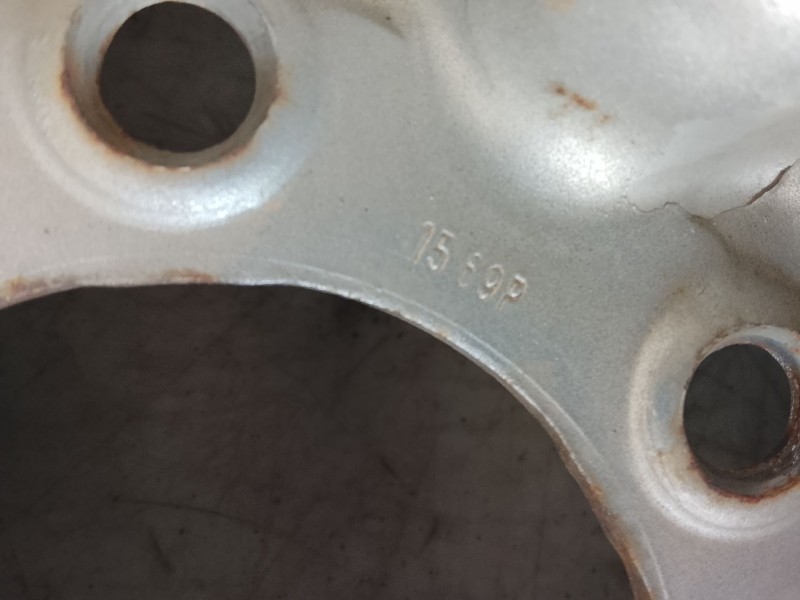 Recambio de llanta para nissan terrano/terrano.ii (r20) 2.7 turbodiesel referencia OEM IAM   