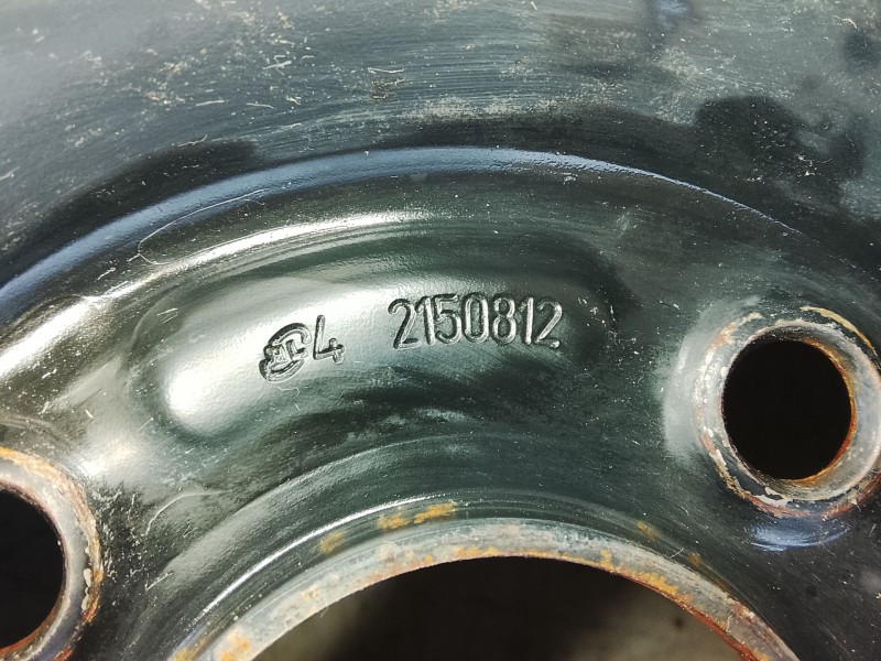 Recambio de llanta delantera izquierda para ford fusion (ju_) 1.4 referencia OEM IAM 1064104  