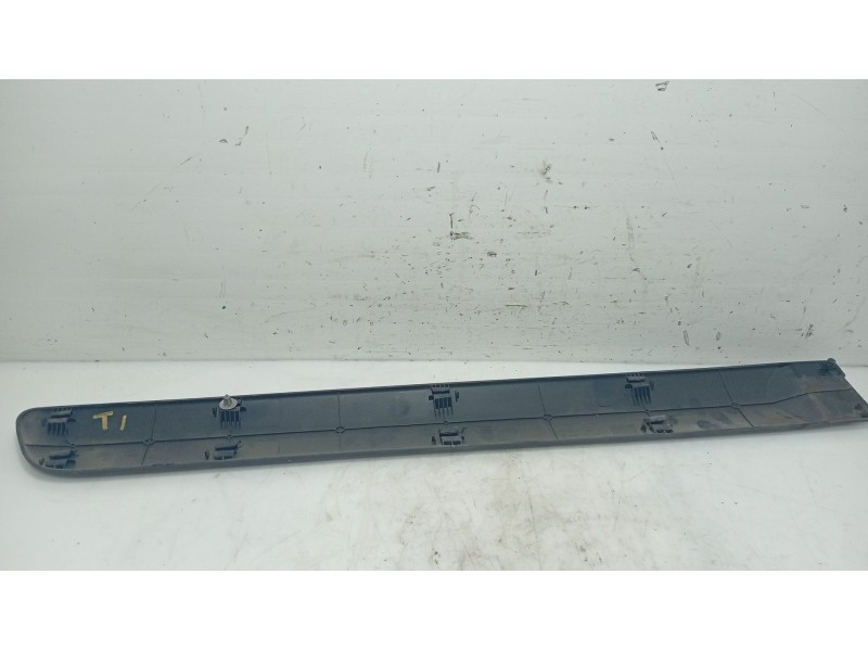 Recambio de moldura para dacia logan mcv (ks_) 1.5 dci (ks0k) referencia OEM IAM   
