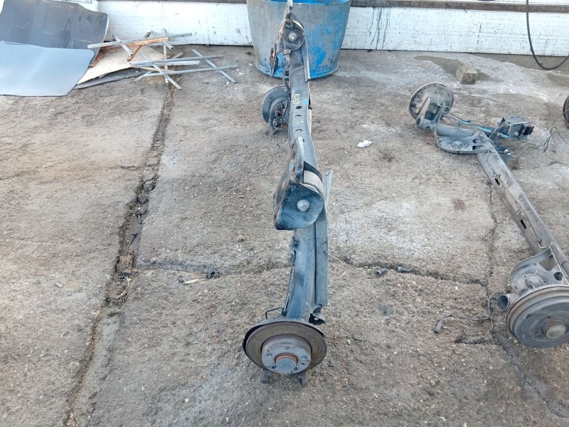 Recambio de eje trasero para skoda kamiq (nw4) 1.0 tsi referencia OEM IAM   