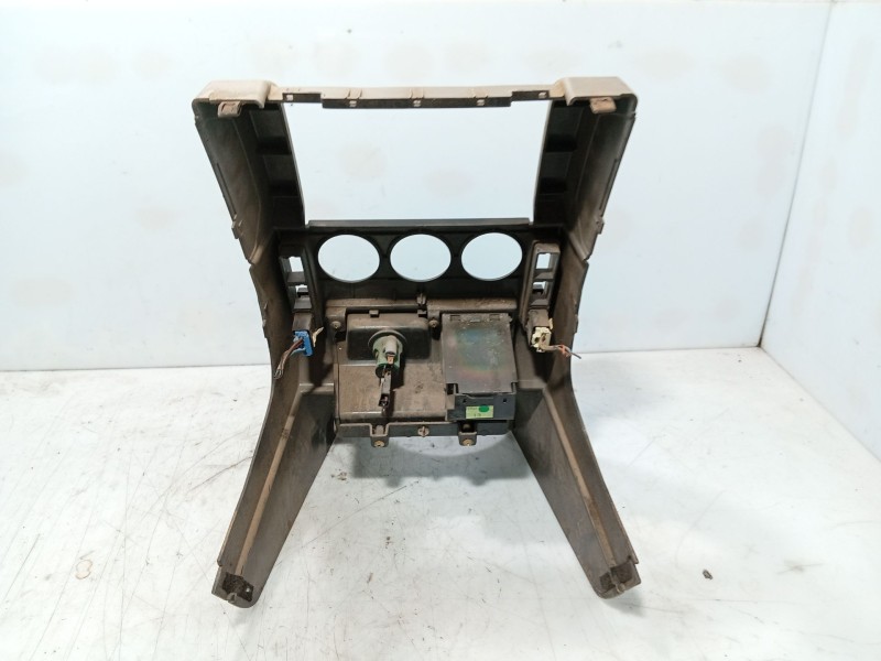 Recambio de moldura para land rover freelander i (l314) 2.0 td4 4x4 referencia OEM IAM   