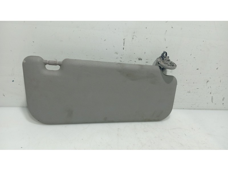 Recambio de parasol izquierdo para toyota yaris (_p9_) 1.33 vvt-i (nsp90_) referencia OEM IAM   