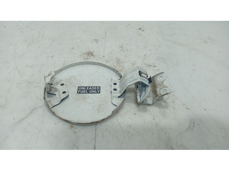 Recambio de tapa combustible para toyota yaris (_p9_) 1.33 vvt-i (nsp90_) referencia OEM IAM   