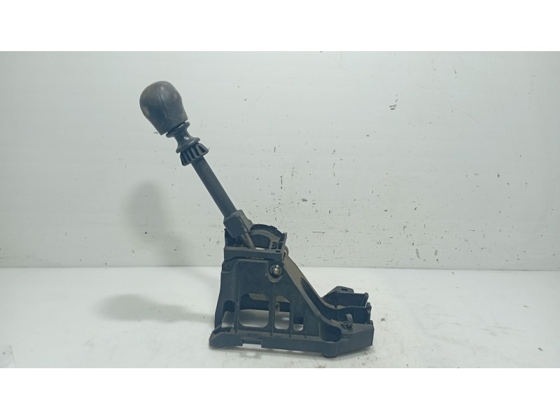 Recambio de palanca cambio para toyota yaris (_p9_) 1.33 vvt-i (nsp90_) referencia OEM IAM 335300D040  