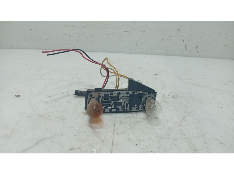Recambio de portalamparas para toyota yaris (_p9_) 1.33 vvt-i (nsp90_) referencia OEM IAM   