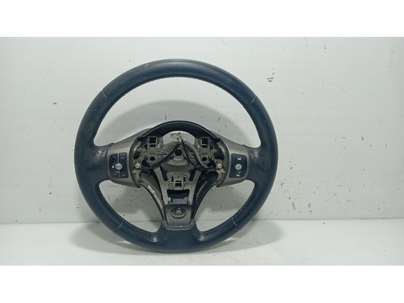 Recambio de volante para toyota yaris (_p9_) 1.33 vvt-i (nsp90_) referencia OEM IAM   
