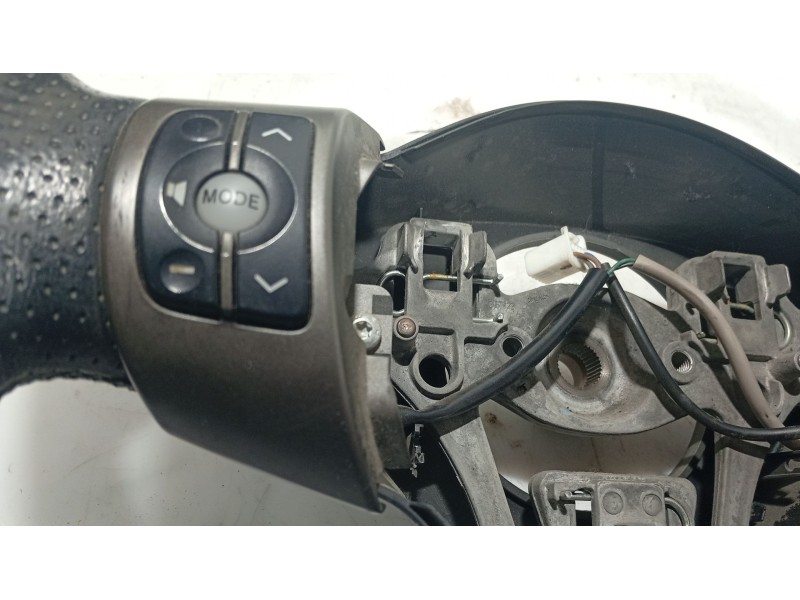 Recambio de volante para toyota yaris (_p9_) 1.33 vvt-i (nsp90_) referencia OEM IAM   