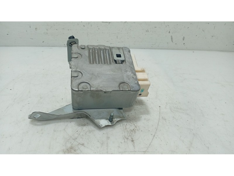Recambio de modulo electronico para toyota yaris (_p9_) 1.33 vvt-i (nsp90_) referencia OEM IAM 896500D110  