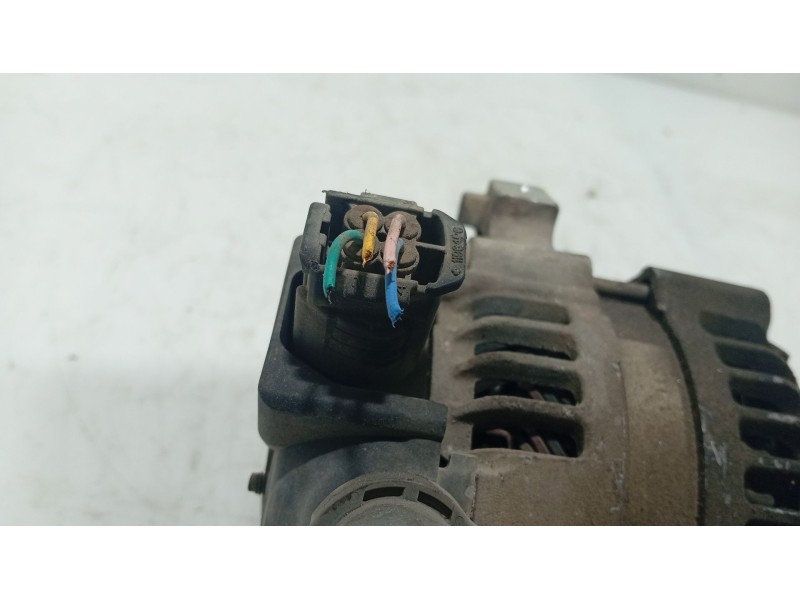 Recambio de alternador para toyota yaris (_p9_) 1.33 vvt-i (nsp90_) referencia OEM IAM 270600Y030 / 270600Y020 / 270600J061  