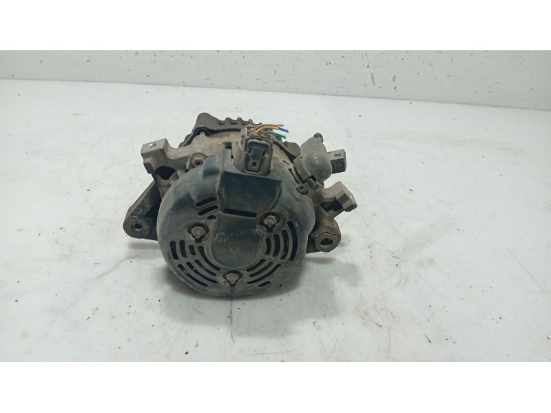 Recambio de alternador para toyota yaris (_p9_) 1.33 vvt-i (nsp90_) referencia OEM IAM 270600Y030 / 270600Y020 / 270600J061  