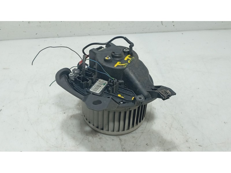 Recambio de ventilador calefaccion para fiat grande punto (199_) 1.3 d multijet referencia OEM IAM   