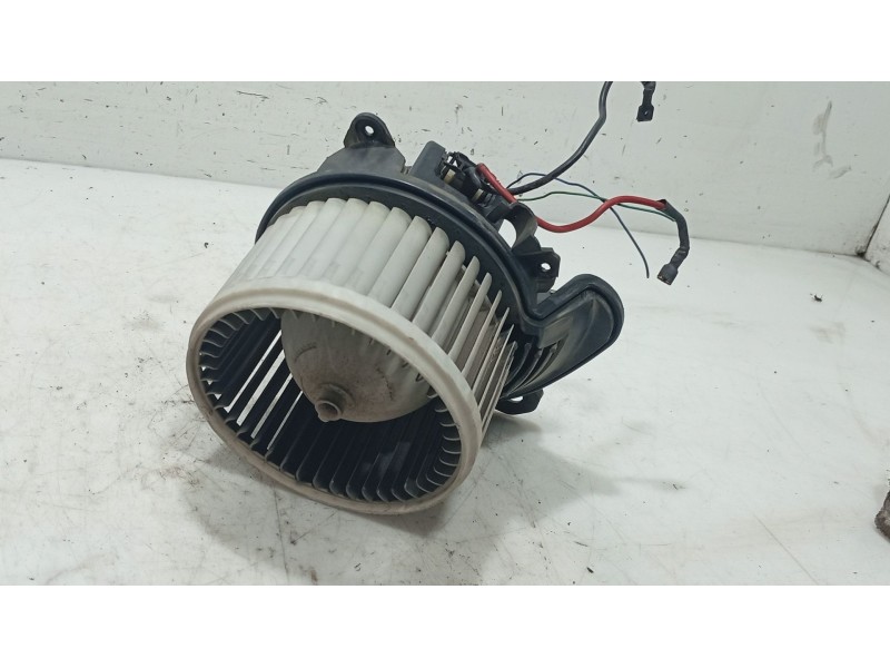 Recambio de ventilador calefaccion para fiat grande punto (199_) 1.3 d multijet referencia OEM IAM   