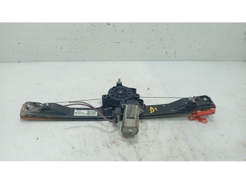 Recambio de elevalunas delantero izquierdo para fiat grande punto (199_) 1.3 d multijet referencia OEM IAM   