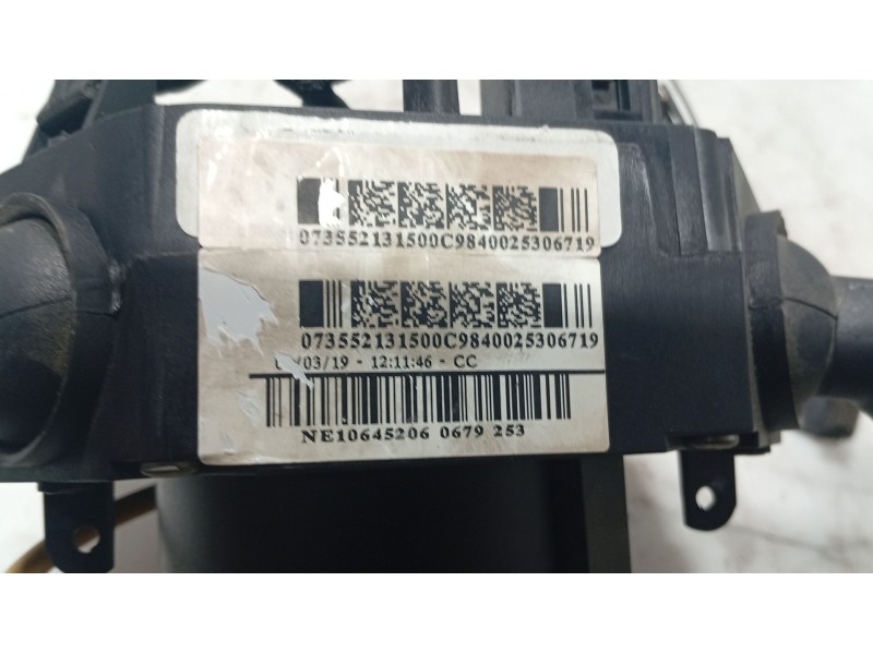 Recambio de mando volante para fiat grande punto (199_) 1.3 d multijet referencia OEM IAM   