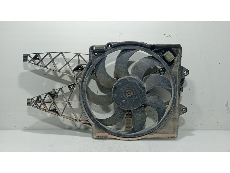Recambio de electroventilador para fiat grande punto (199_) 1.3 d multijet referencia OEM IAM   