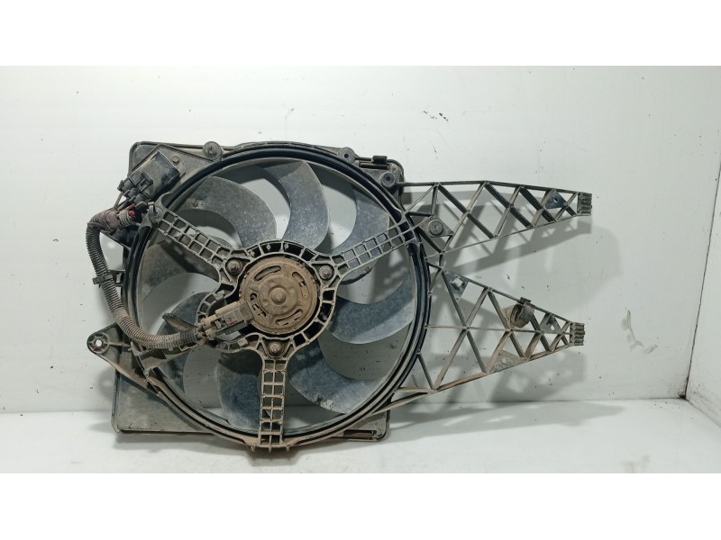 Recambio de electroventilador para fiat grande punto (199_) 1.3 d multijet referencia OEM IAM   