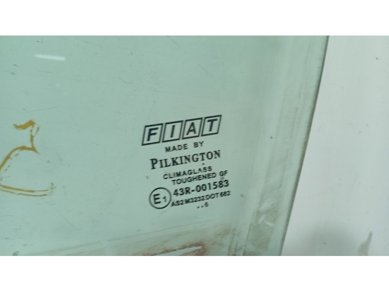 Recambio de luna delantera izquierda para fiat grande punto (199_) 1.3 d multijet referencia OEM IAM   