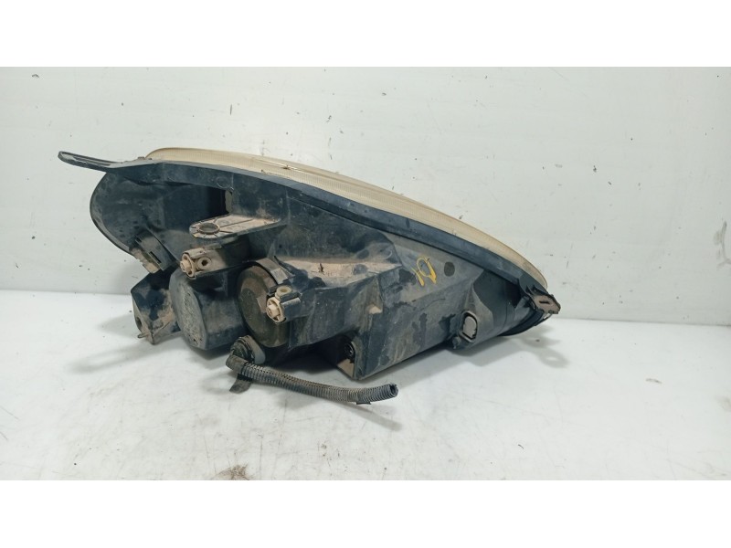 Recambio de faro izquierdo para fiat grande punto (199_) 1.3 d multijet referencia OEM IAM   