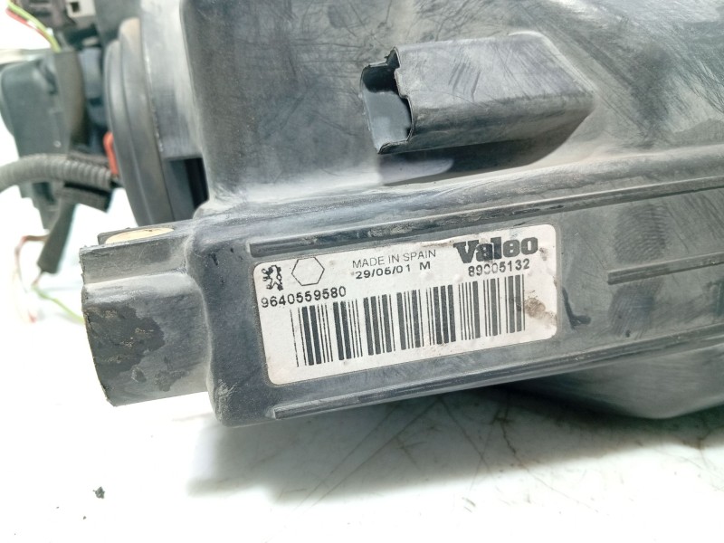 Recambio de faro izquierdo para peugeot 206 hatchback (2a/c) 1.4 i referencia OEM IAM 6204S7  