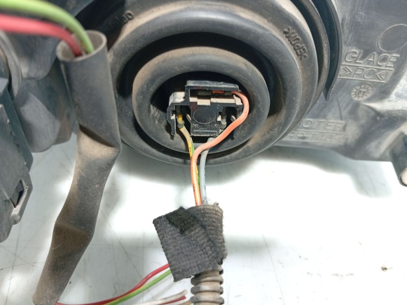 Recambio de faro izquierdo para peugeot 206 hatchback (2a/c) 1.4 i referencia OEM IAM 6204S7  