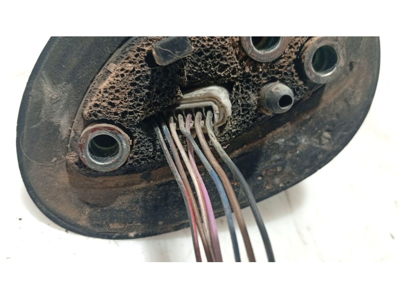 Recambio de retrovisor derecho para fiat grande punto (199_) 1.3 d multijet referencia OEM IAM 735465562  