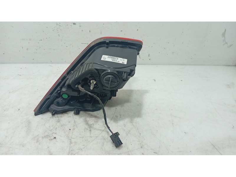 Recambio de piloto trasero derecho interior para peugeot 308 ii (lb_, lp_, lw_, lh_, l3_) 1.6 hdi / bluehdi 115 referencia OEM I