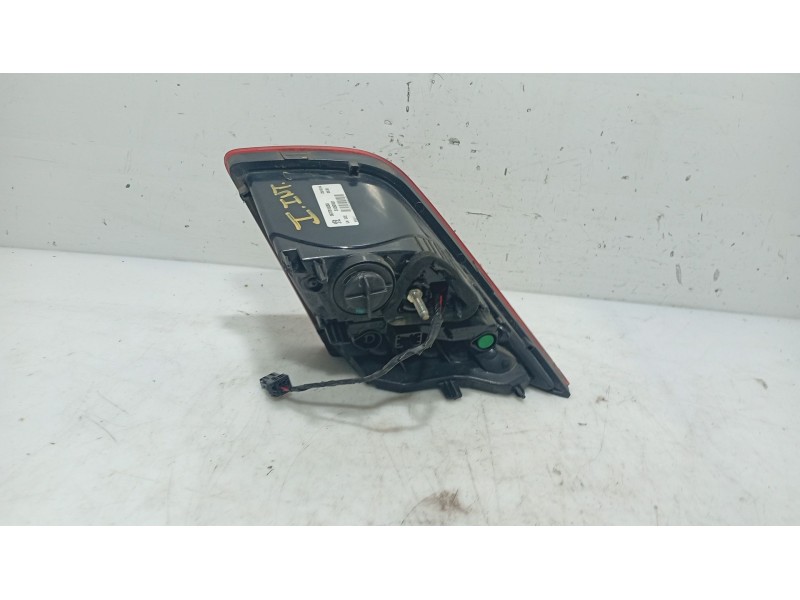 Recambio de piloto trasero izquierdo interior para peugeot 308 ii (lb_, lp_, lw_, lh_, l3_) 1.6 hdi / bluehdi 115 referencia OEM