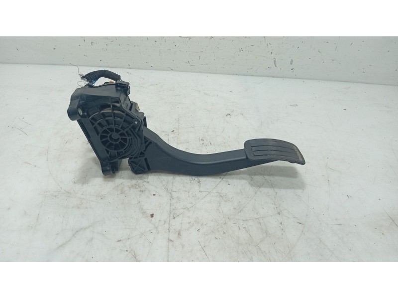 Recambio de potenciometro pedal para peugeot 308 ii (lb_, lp_, lw_, lh_, l3_) 1.6 hdi / bluehdi 115 referencia OEM IAM   