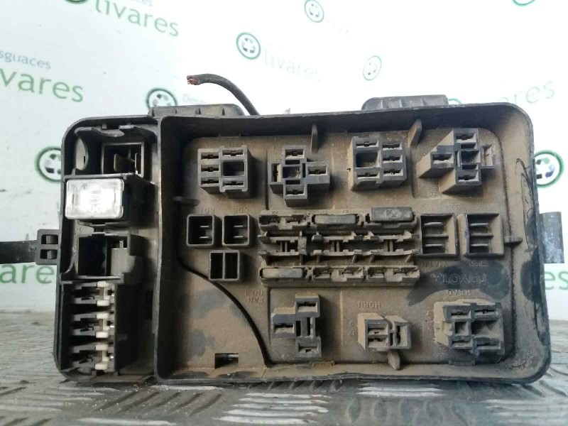 Recambio de caja reles / fusibles para toyota carina (t19)    |   0.95 - 0.98 | 1995 - 1998 referencia OEM IAM   