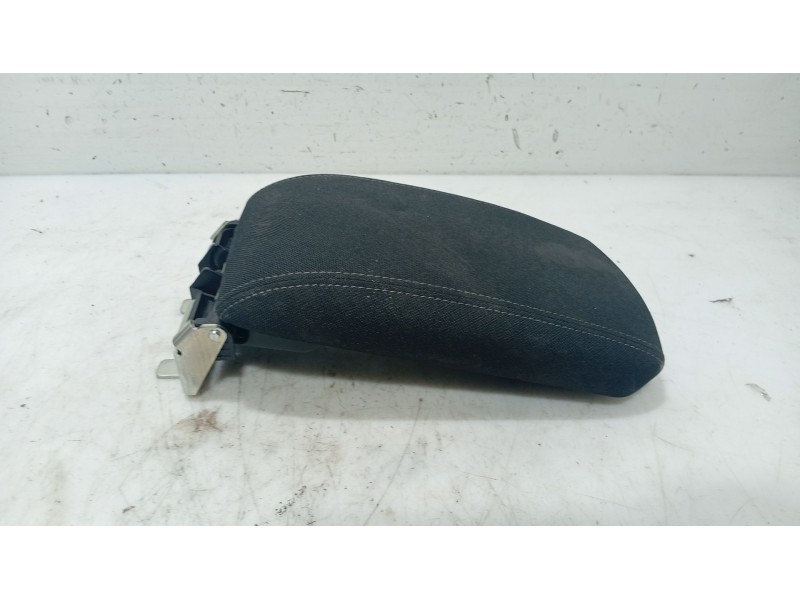 Recambio de apoyabrazos central para peugeot 308 ii (lb_, lp_, lw_, lh_, l3_) 1.6 hdi / bluehdi 115 referencia OEM IAM   