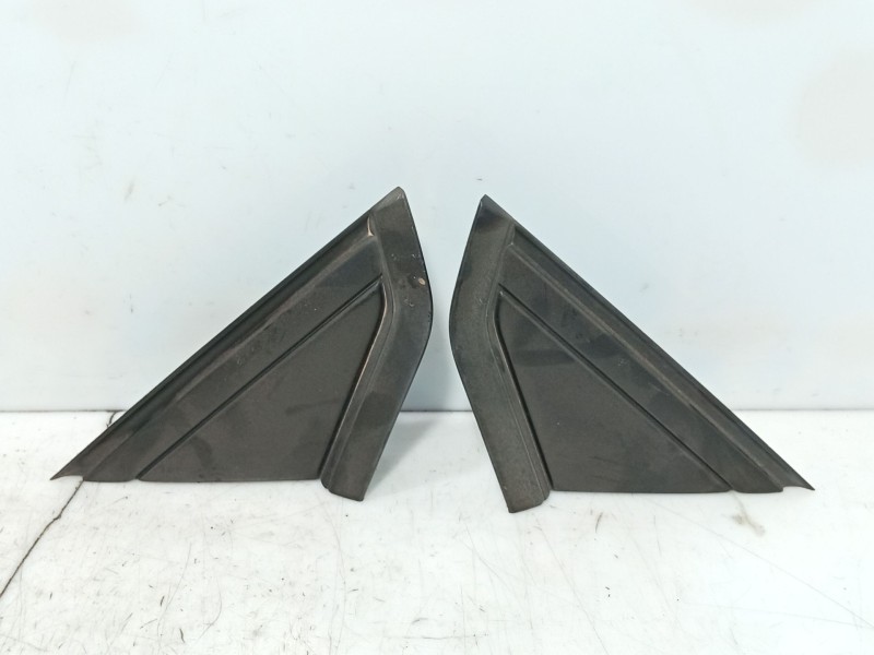 Recambio de moldura para citroën c4 i sedán 1.6 16v referencia OEM IAM   