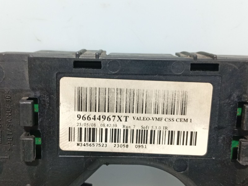 Recambio de mando volante para citroën c4 i sedán 1.6 16v referencia OEM IAM   