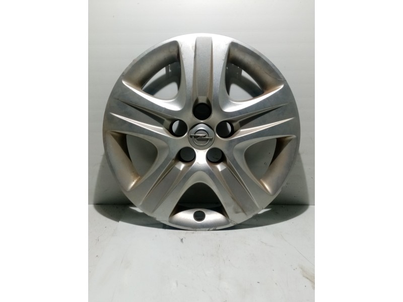 Recambio de tapacubos para opel insignia berlina 2.0 cdti cat referencia OEM IAM 13312569  13312569