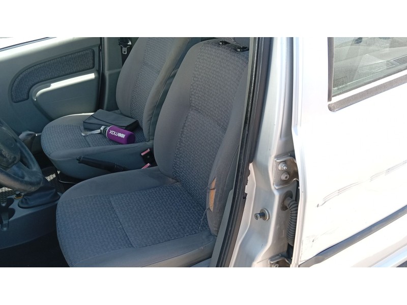 dacia logan (ls_) del año 2008