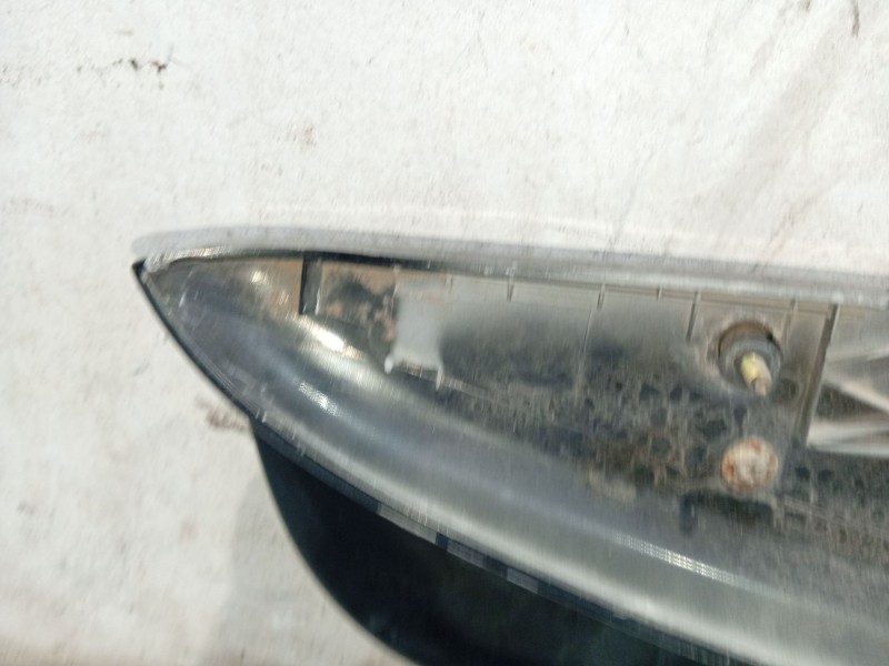 Recambio de moldura para ssangyong rodius i 2.7 xdi referencia OEM IAM 7961021020SAF 7961021021SAF 7961021020LAK