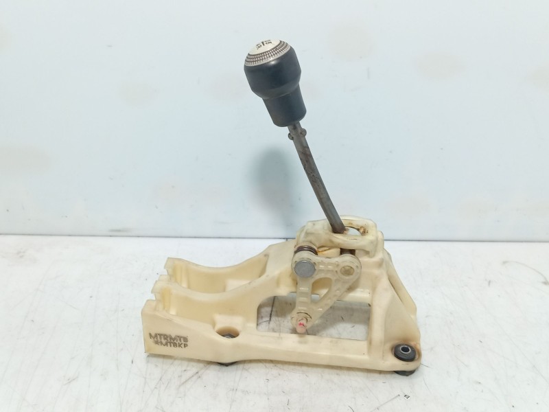 Recambio de palanca cambio para hyundai getz (tb) 1.1 referencia OEM IAM 437401C000  
