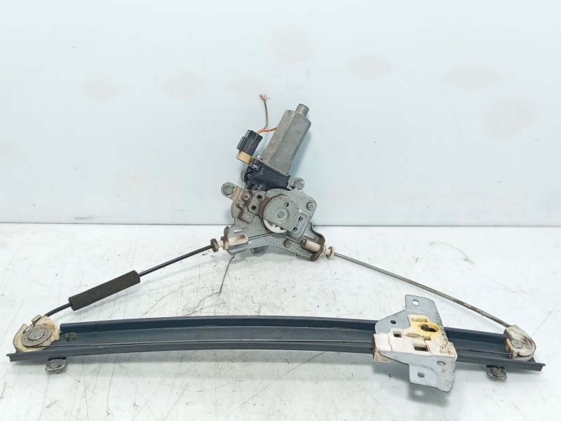 Recambio de elevalunas delantero derecho para hyundai getz (tb) 1.1 referencia OEM IAM 824041C010  