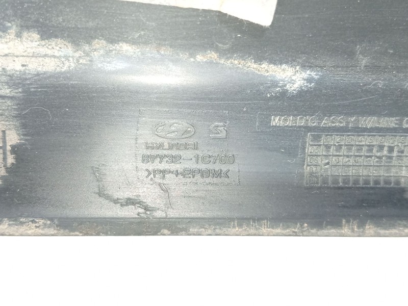 Recambio de moldura para hyundai getz (tb) 1.1 referencia OEM IAM   