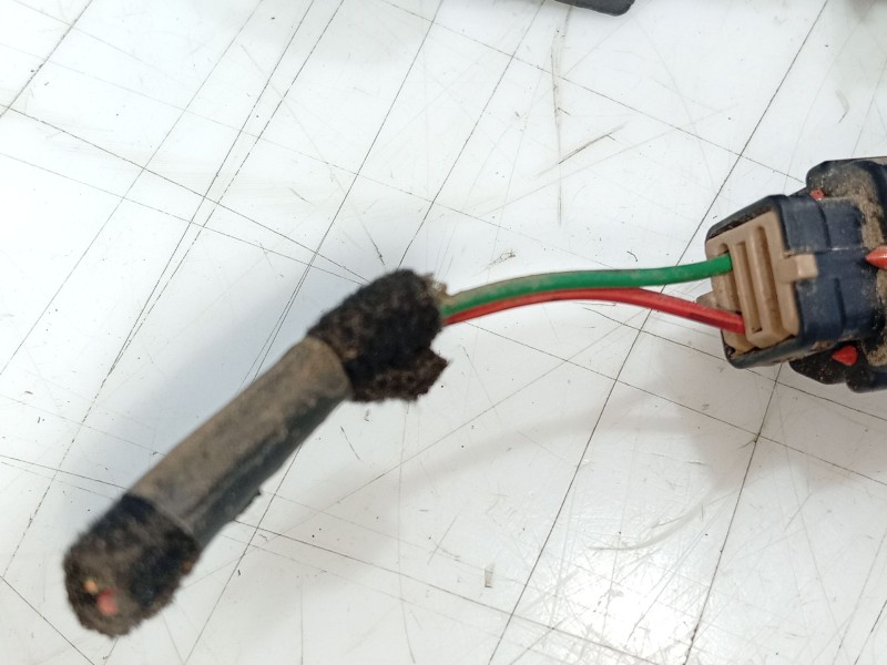 Recambio de cerradura puerta delantera derecha para hyundai getz (tb) 1.1 referencia OEM IAM 813201C020  