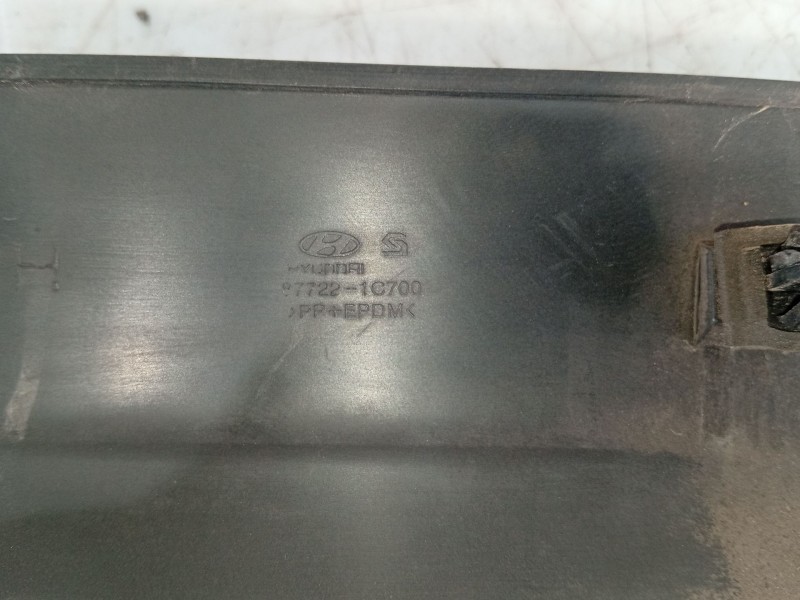Recambio de moldura para hyundai getz (tb) 1.1 referencia OEM IAM   