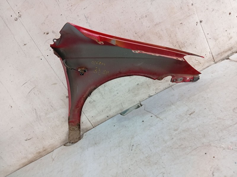 Recambio de aleta delantera izquierda para hyundai getz (tb) 1.1 referencia OEM IAM 663111C600  