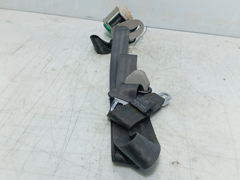 Recambio de cinturon seguridad trasero central para hyundai getz (tb) 1.1 referencia OEM IAM 898101C210LT  