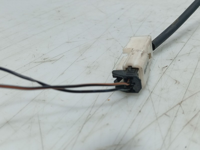 Recambio de anclaje cinturon delantero izquierdo para hyundai getz (tb) 1.1 referencia OEM IAM   