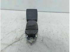 Recambio de anclaje cinturon trasero izquierdo para hyundai getz (tb) 1.1 referencia OEM IAM    2