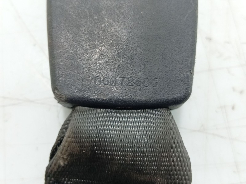 Recambio de anclaje cinturon trasero derecho para hyundai getz (tb) 1.1 referencia OEM IAM   