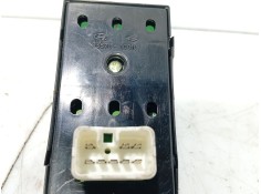 Recambio de mando elevalunas delantero izquierdo para hyundai getz (tb) 1.1 referencia OEM IAM 935701C230WK   2
