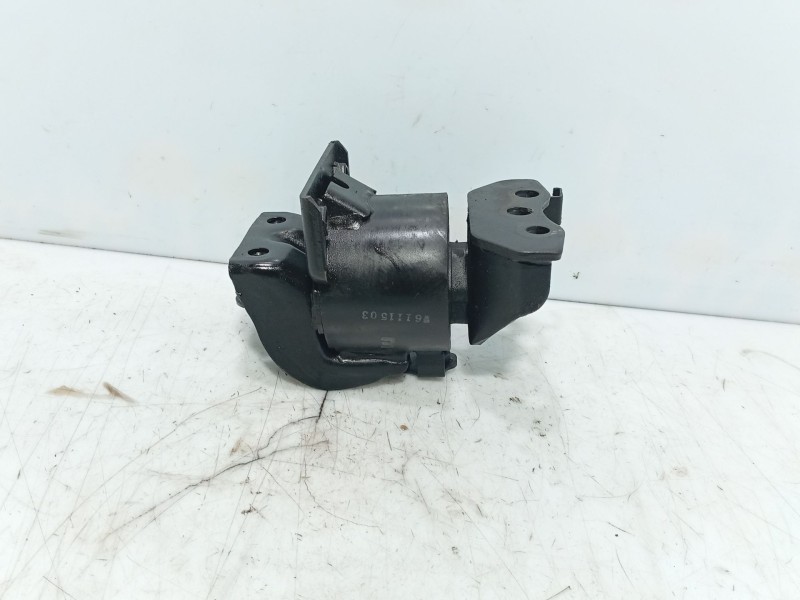 Recambio de soporte para hyundai getz (tb) 1.1 referencia OEM IAM   
