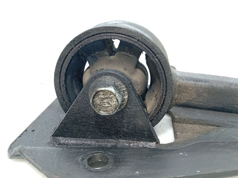 Recambio de soporte para hyundai getz (tb) 1.1 referencia OEM IAM   